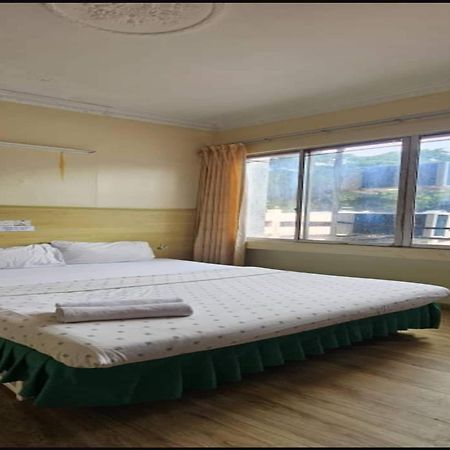 Oyo 90979 Sianglory Inn Kota Kinabalu Zewnętrze zdjęcie