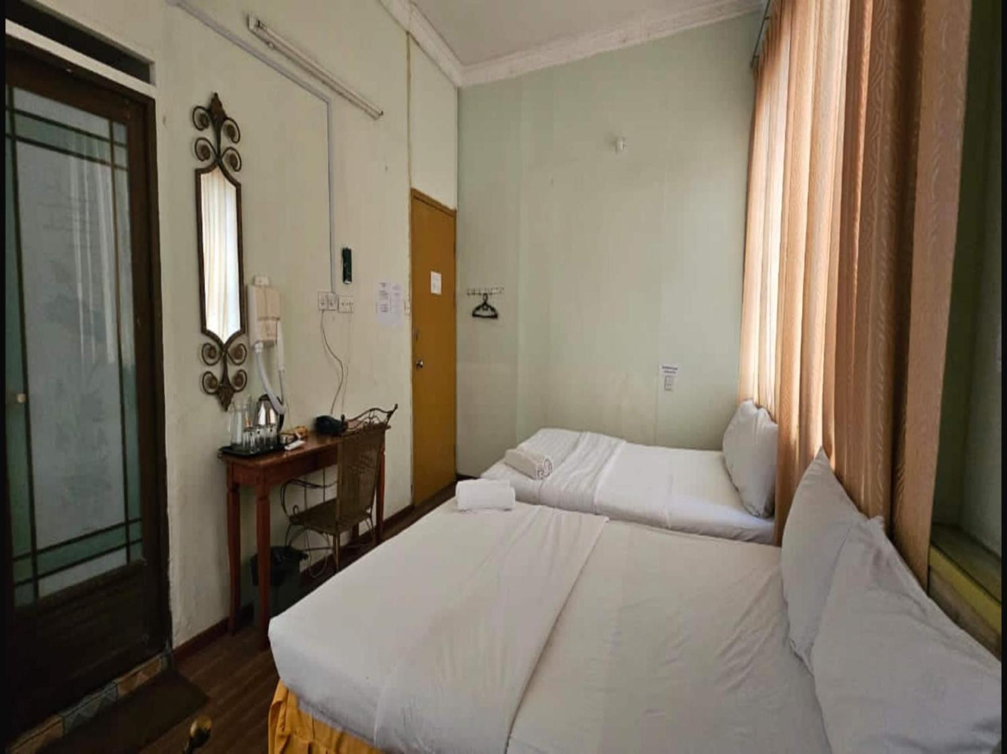 Oyo 90979 Sianglory Inn Kota Kinabalu Zewnętrze zdjęcie