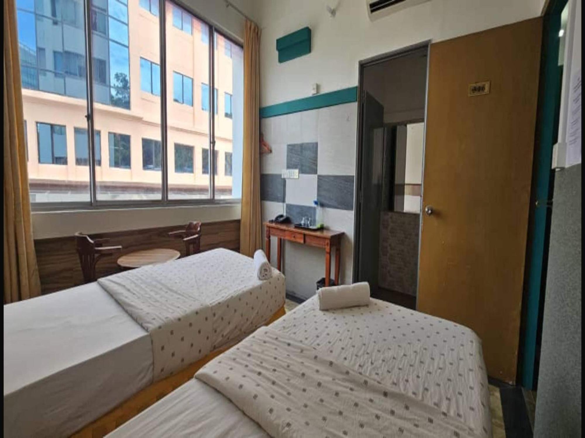 Oyo 90979 Sianglory Inn Kota Kinabalu Zewnętrze zdjęcie