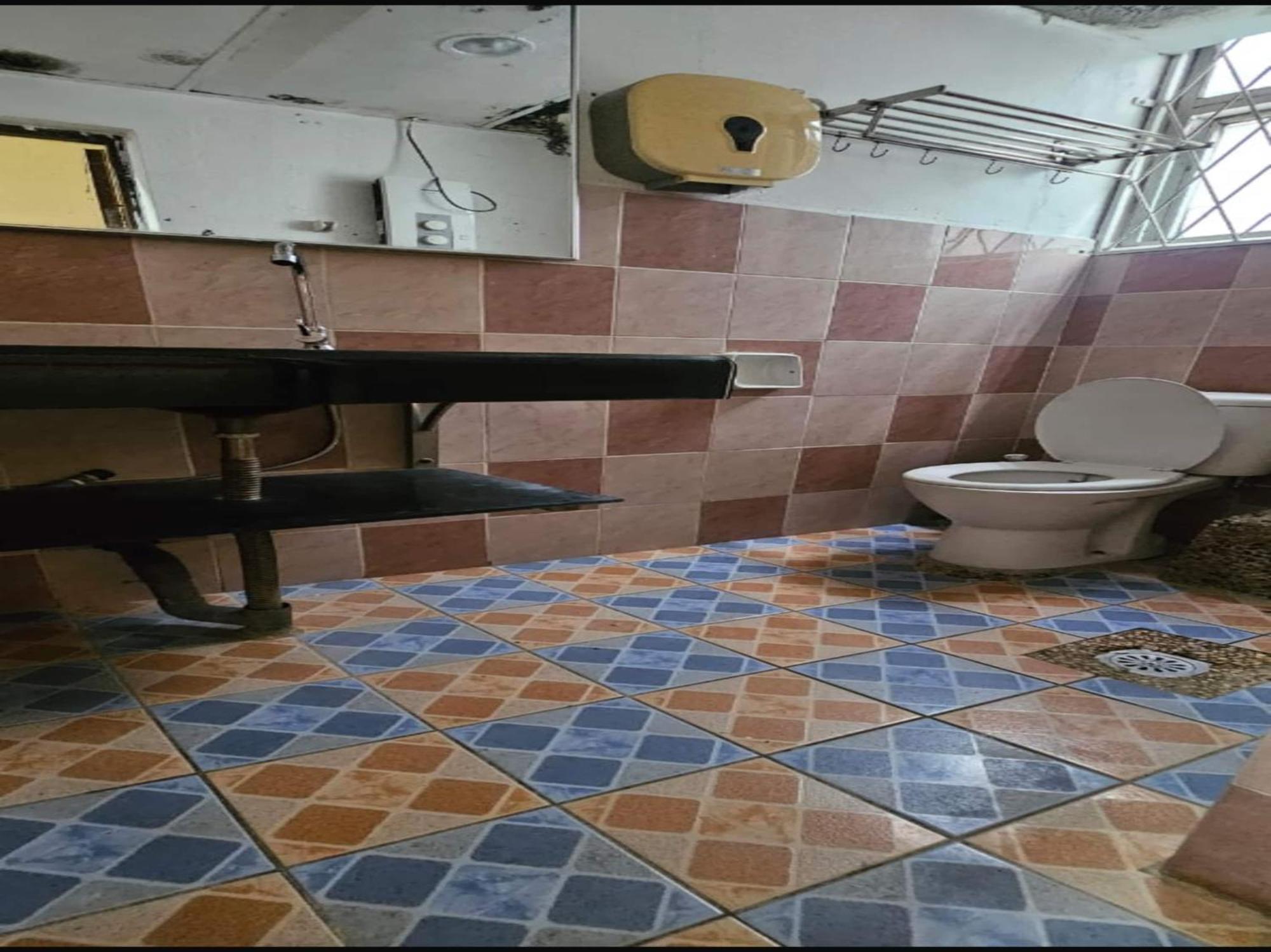 Oyo 90979 Sianglory Inn Kota Kinabalu Zewnętrze zdjęcie