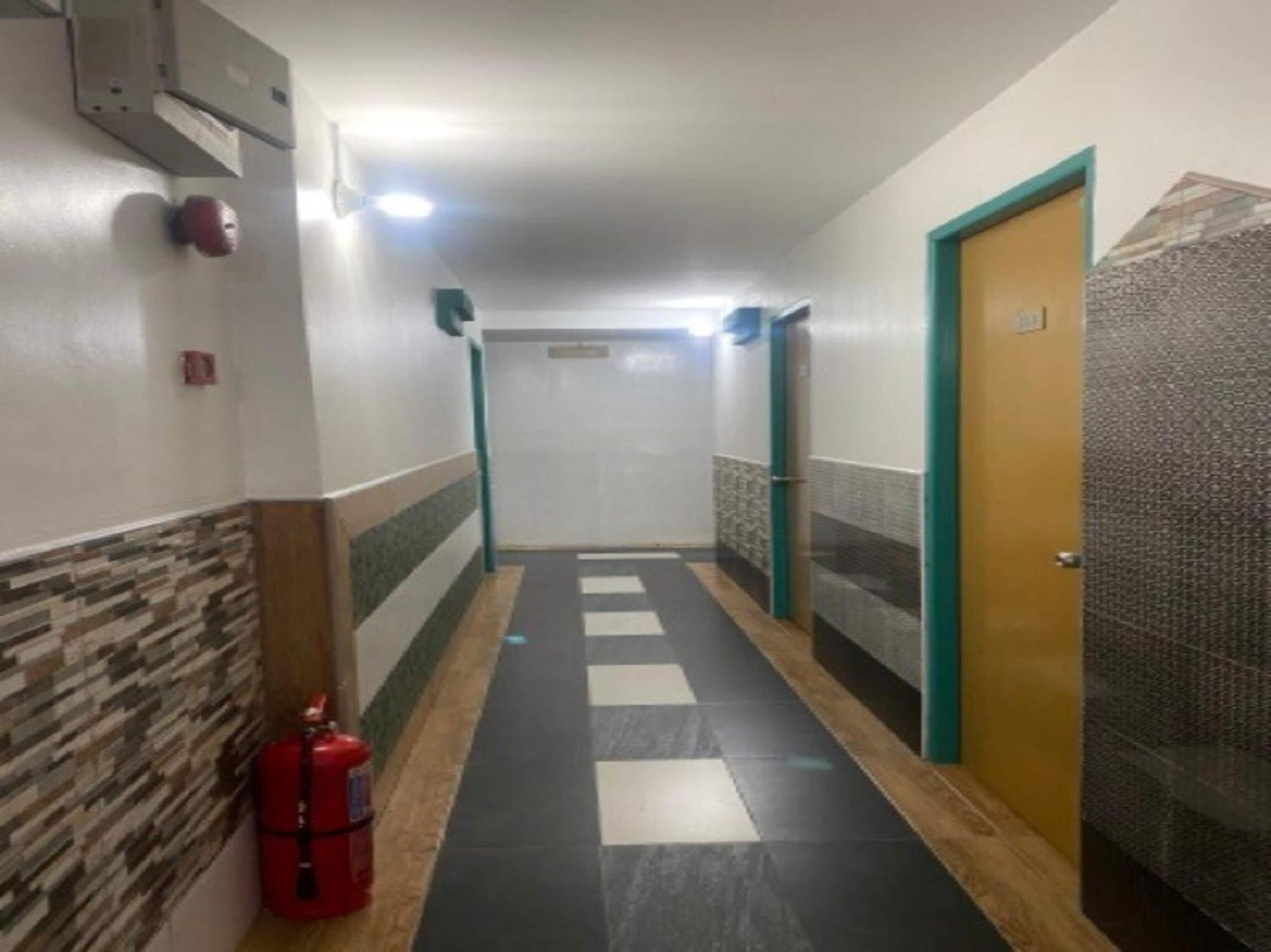 Oyo 90979 Sianglory Inn Kota Kinabalu Zewnętrze zdjęcie